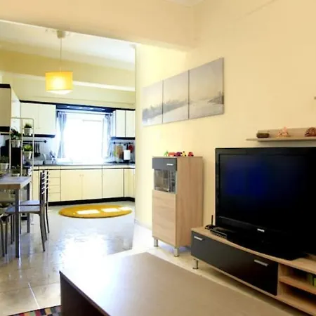 The Best View Of Center Apartment *